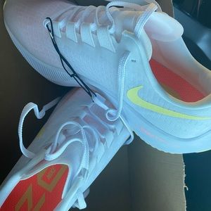 Nike Zoom Pegasus 37 Yellow bottoms